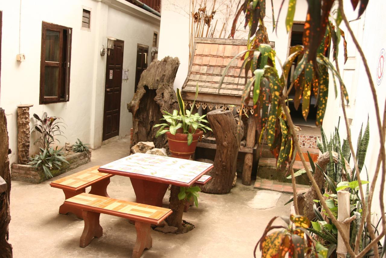 Hotel Mano Temple House Luang Prabang Exterior foto