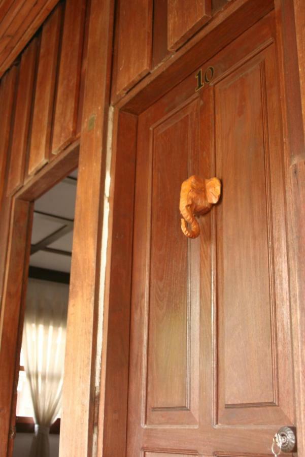 Hotel Mano Temple House Luang Prabang Exterior foto